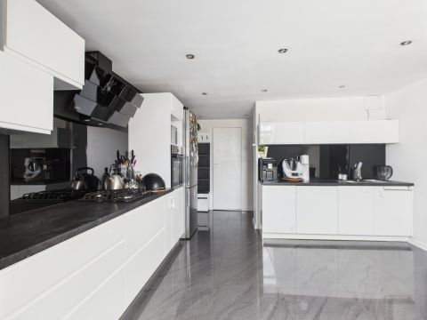 Sprzedaż Mieszkanie Sikorskiego, Węgliniec, pow. zgorzelecki